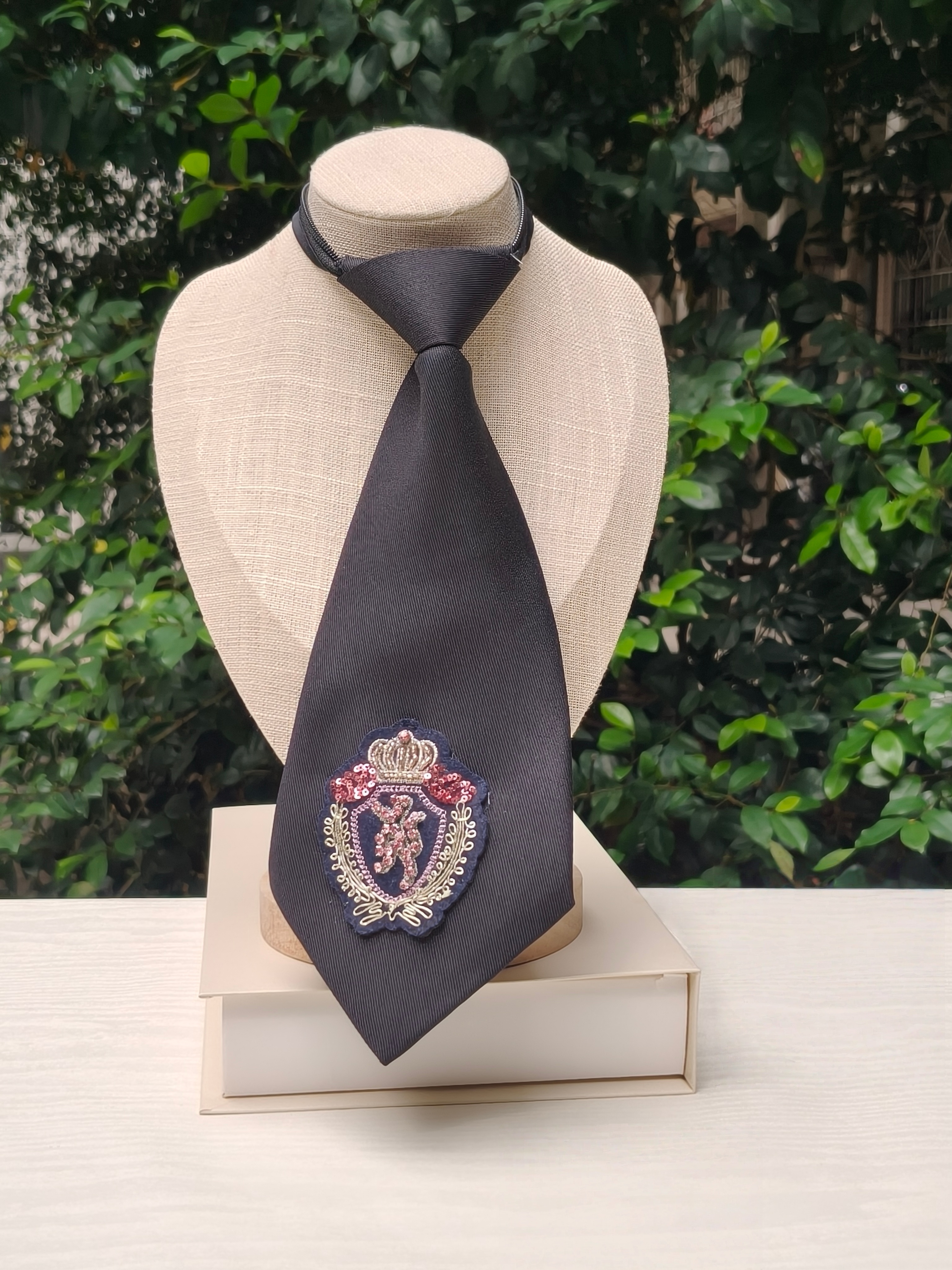 High-End Crown Badge Black Tie - Women'S Formal Day Wear ulasan dan harga